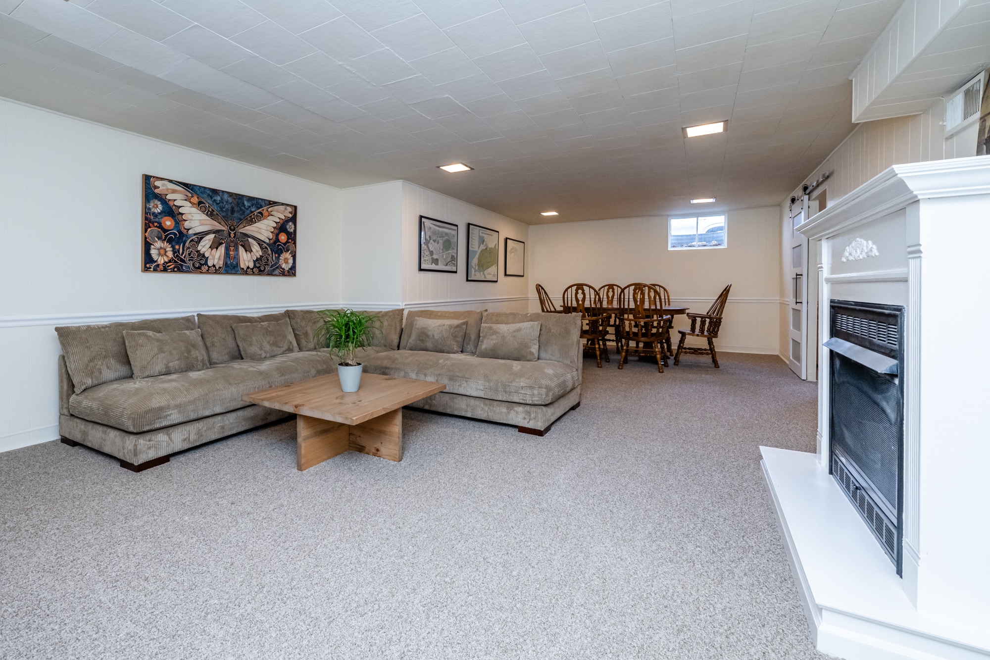 Building Photo - 2767 Oakwood Ln