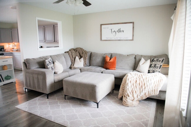 Building Photo - 1003 Ravenwood Dr