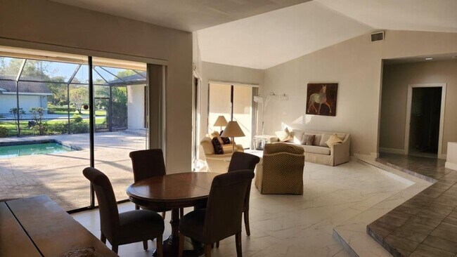 Building Photo - 14955 Horseshoe Trce