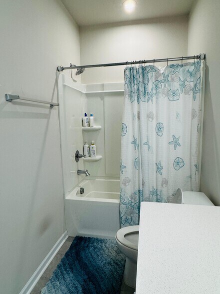 Building Photo - 529 Madison Falls Ct