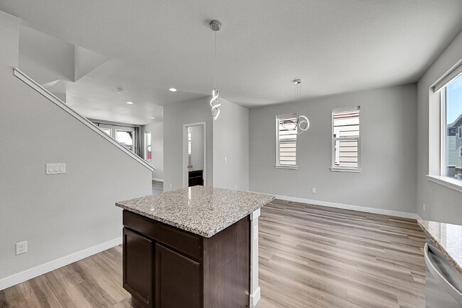 Building Photo - $2,675 - 3 Bed, 2.5 Bath Home in Aurora wi...