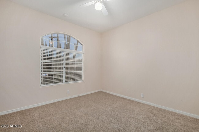 Building Photo - 9560 E Rockwood Dr