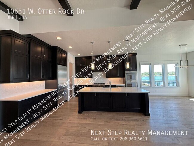 Building Photo - 10651 W Otter Rock Dr