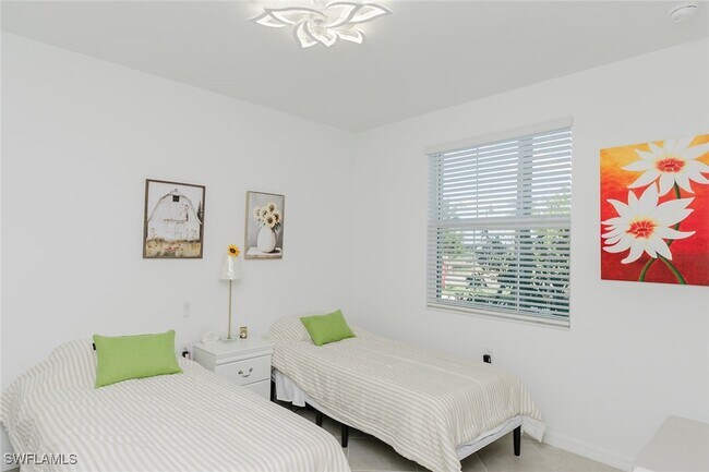 Building Photo - 5555 Double Eagle Cir