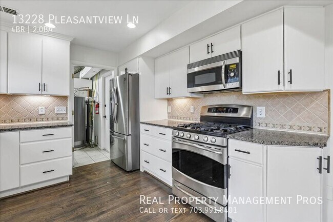 Building Photo - 13228 Pleasantview Ln