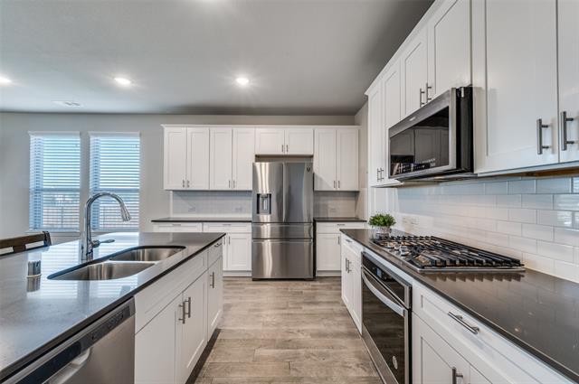 Building Photo - 15583 Carnoustie Ln