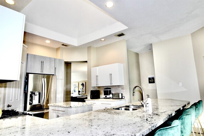 Building Photo - 1107 Woodley Bend