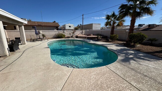 Building Photo - Furnished Pool Home Rental!!