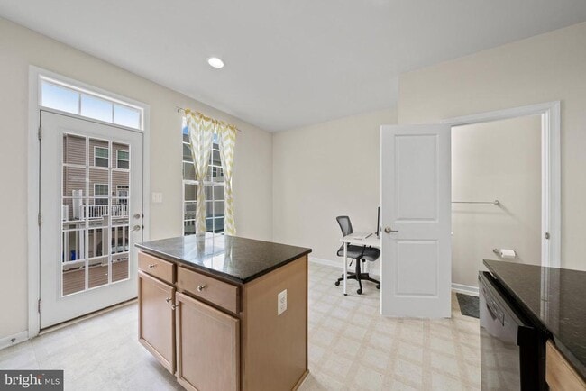 Building Photo - 7470 Singers Way