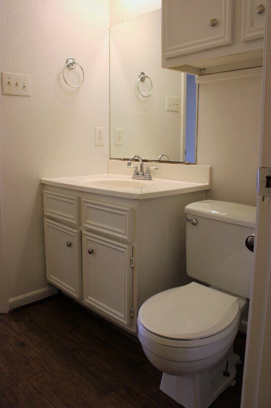 Building Photo - 3322 Augusta Dr