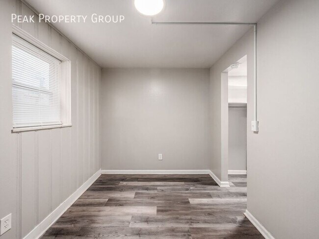 Building Photo - 70 W 8th Ave