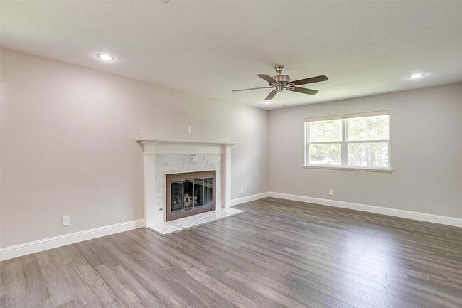 Building Photo - 603 Bondstone Dr