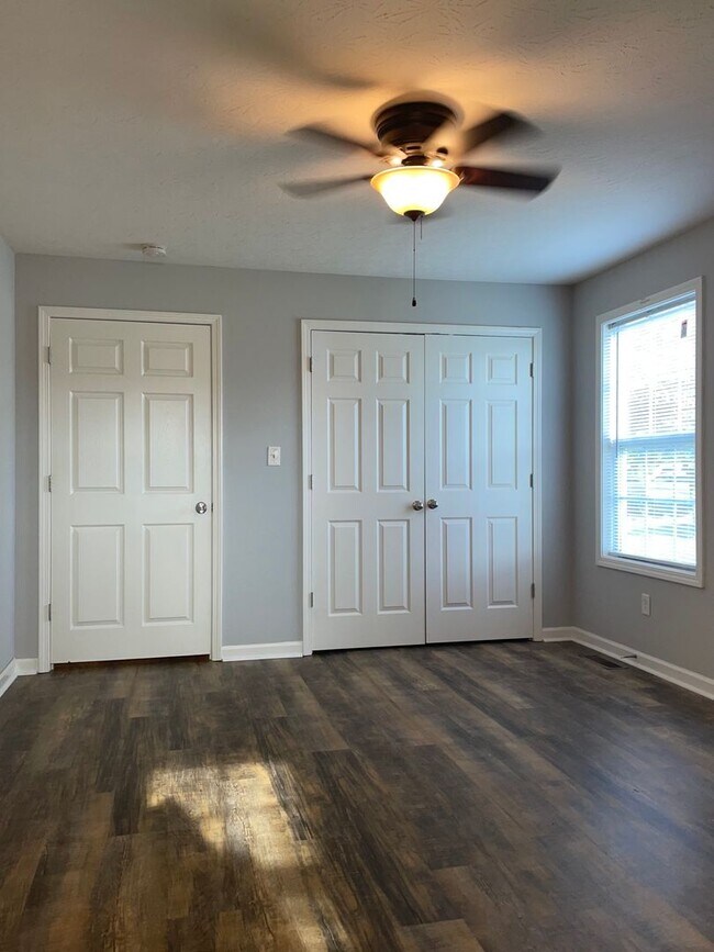 Building Photo - 343 Upper Stone Ave