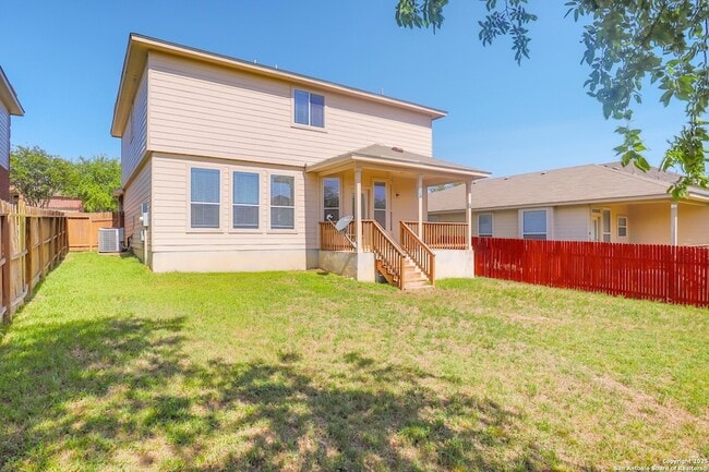 Building Photo - 830 Campion Red