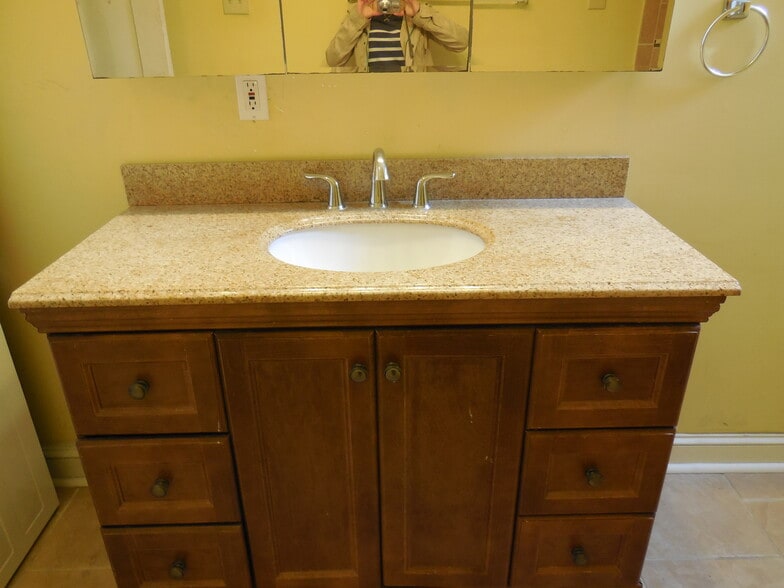 Building Photo - 3710 Palmyra St