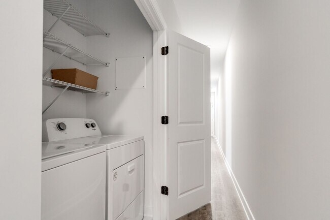 Building Photo - 1127 N 29th St