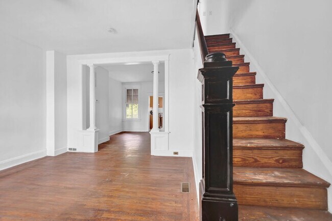 Building Photo - 2606 Cecil Ave