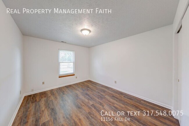 Building Photo - 11156 Fall Dr
