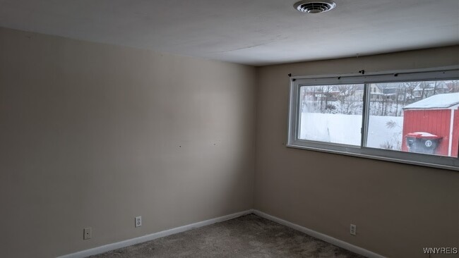 Building Photo - 25 Cadet Cir