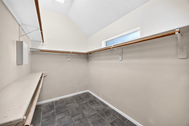 Building Photo - 5814 Eldridge Glen Dr