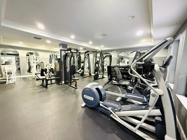 Building Photo - 651 Okeechobee Blvd