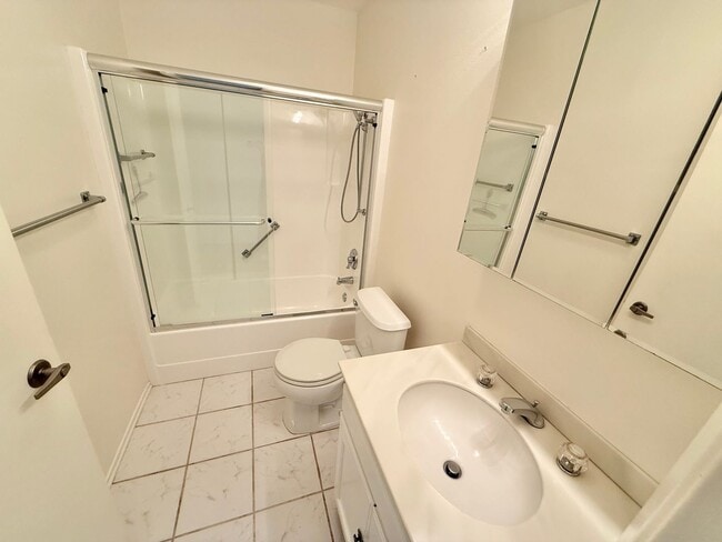 Building Photo - Beautiful 3-Bedroom Home in the desired Laguna Woods