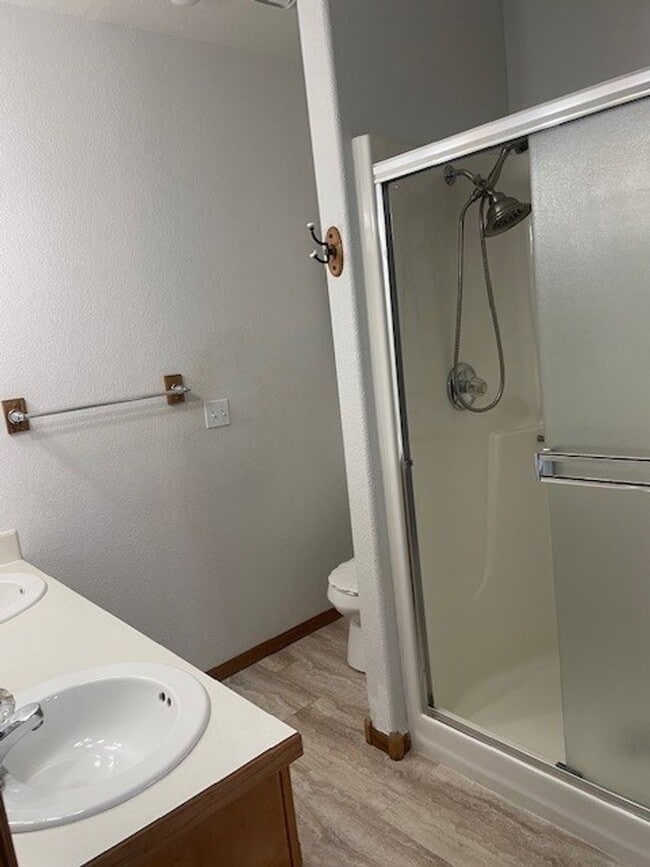 Building Photo - Spacious 3 Bed 3 Bath Townhome with Finished Basement & 2-Car Garage