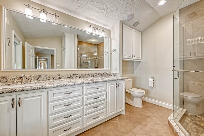 Building Photo - 3710 Linkview Dr