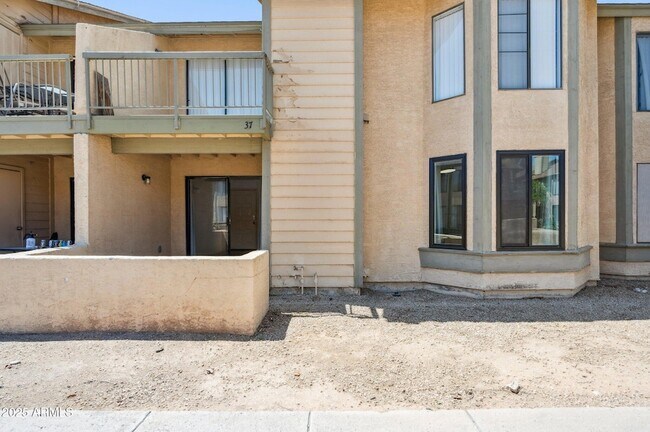 Building Photo - 5236 W Peoria Ave