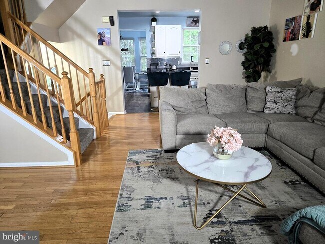 Building Photo - 7832 Canter Ct