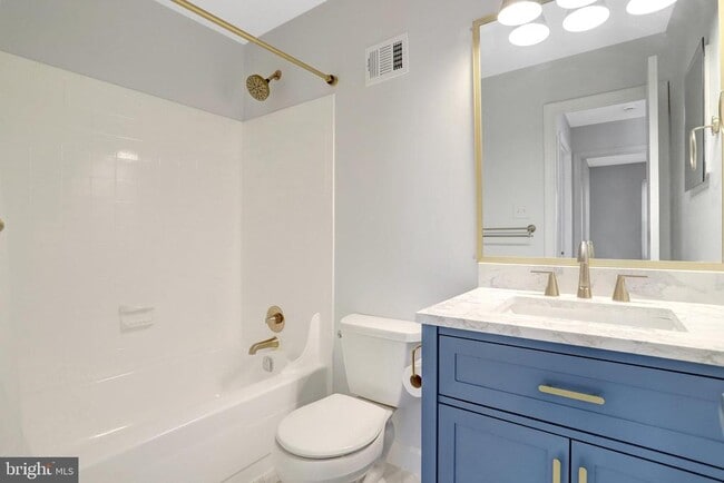 Building Photo - 6576 Yadkin Ct