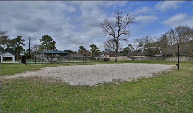 Building Photo - 15710 Cascading Brook Way
