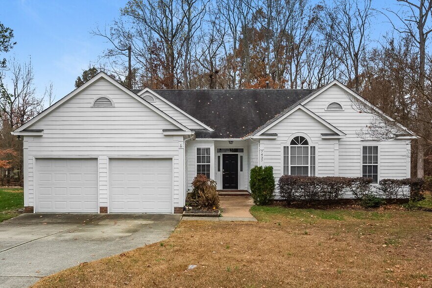 Primary Photo - 7437 Reedy Creek Rd