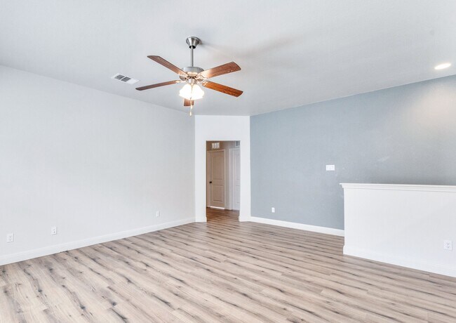 Building Photo - 217 Andele Way