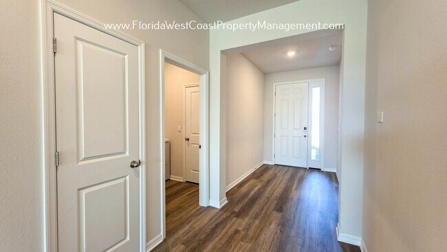 Building Photo - BRAND NEW BUILD! 4 bedroom/2.5 BATH HOME IN SILVERSTONE NORTH-PALMETTO! AVAILABLE NOW!