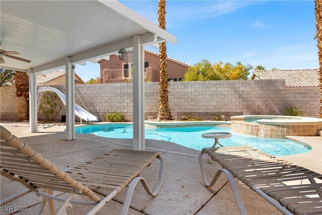 Building Photo - 251 Ventana Village Ln