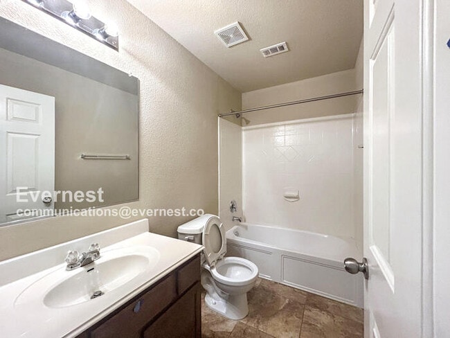 Building Photo - 11104 Cain Harvest Dr