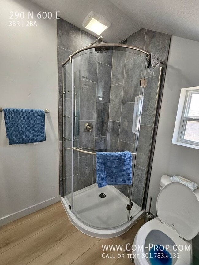 Building Photo - 290 N 600 E