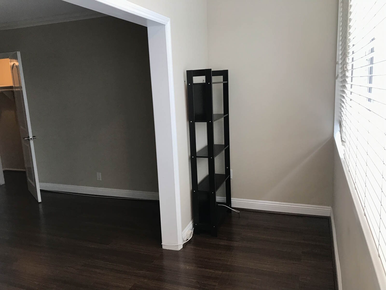 sun-room - 1126 N Central Ave