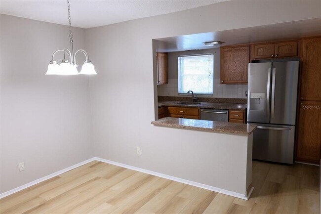 Building Photo - 1061 85th Terrace N