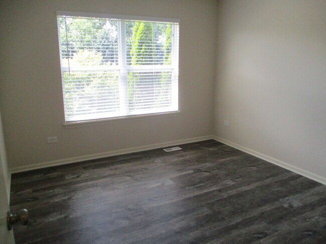 Building Photo - 356 Littleton Trail