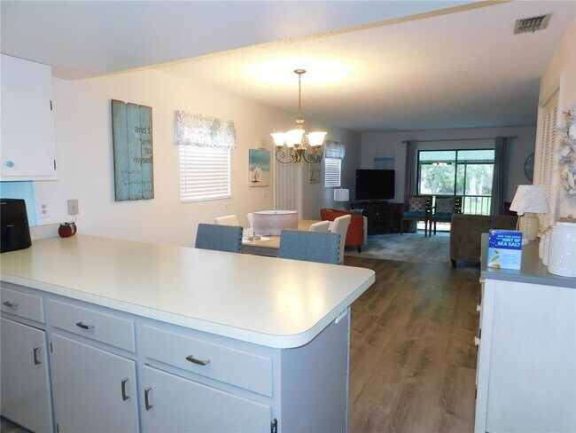 Building Photo - 1400 Tarpon Woods Blvd