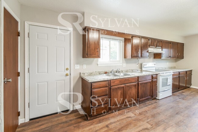 Building Photo - Rest. Relax. Recharge. Home awaits!