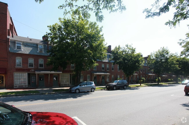 Building Photo - Cutlery Block Apartments