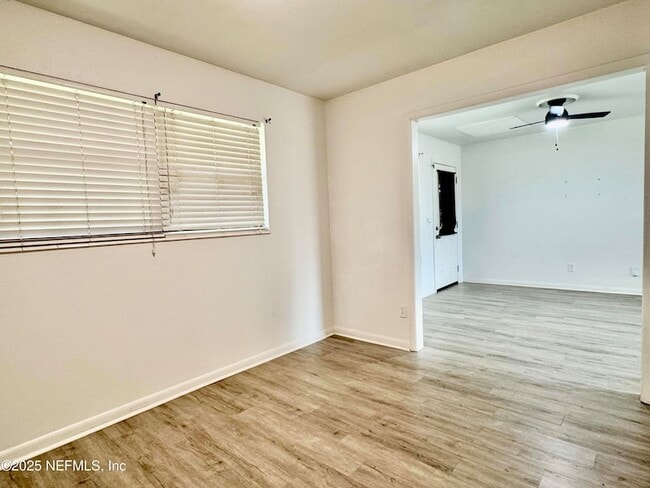 Building Photo - 10857 Dulawan Dr