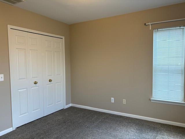 Building Photo - 2692 S Knightsbridge Cir