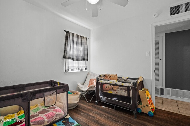 Building Photo - 5516 Fairbanks Dr