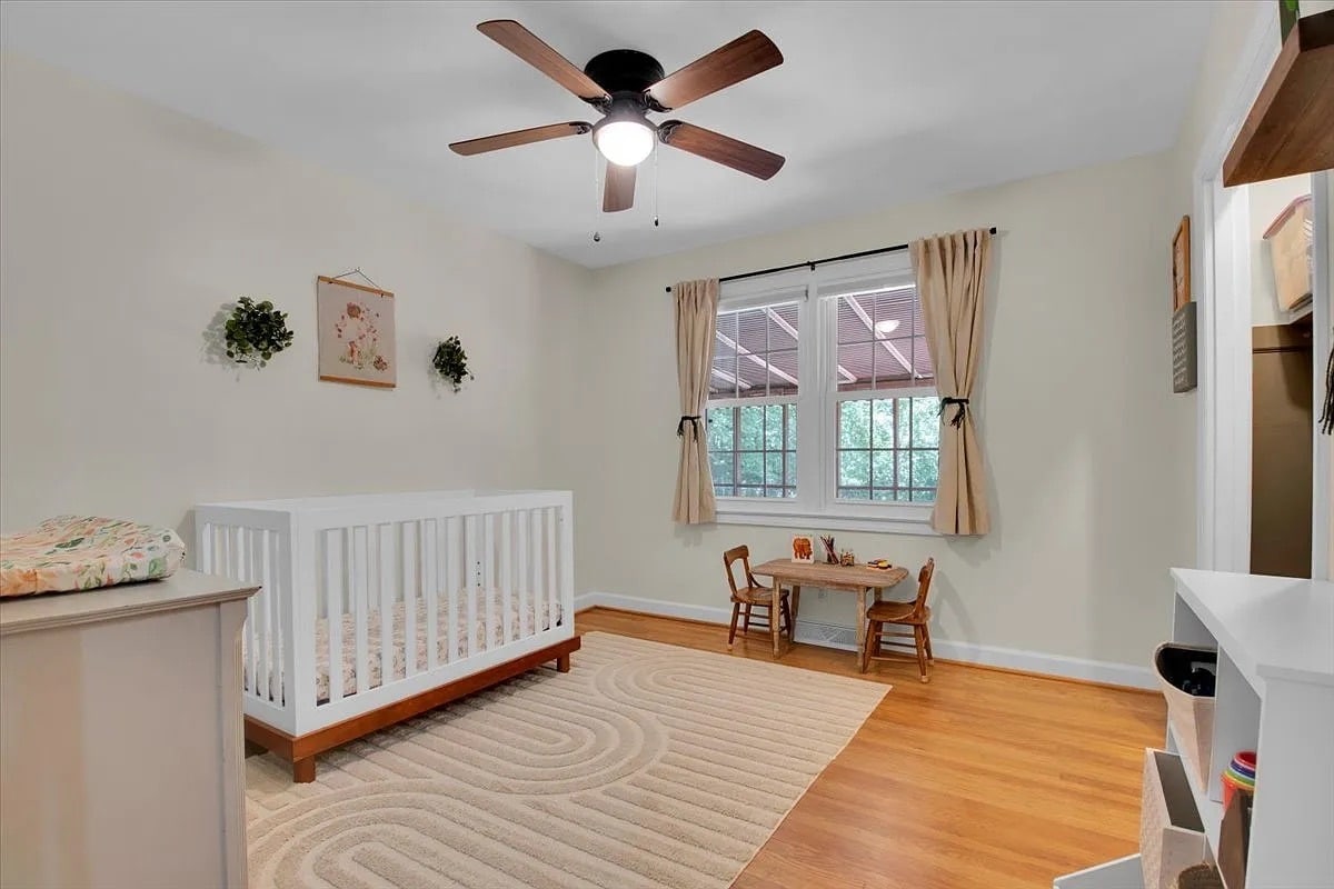 Building Photo - 120 Echo Ln