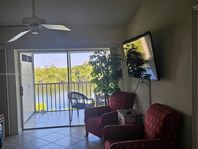 Building Photo - 1335 Mainsail Dr