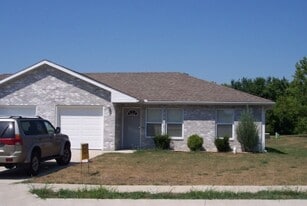 Building Photo - 207 S Walker St